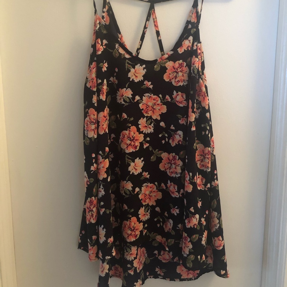 Top - Picture 7 of 9